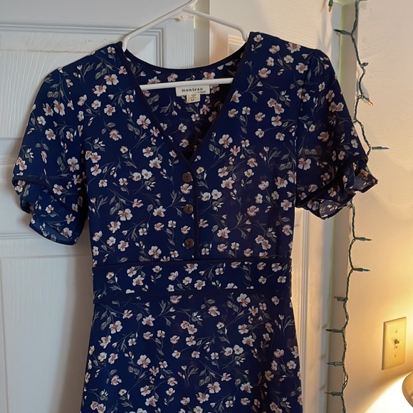 Monteau Spring Dress - Picture 2 of 3